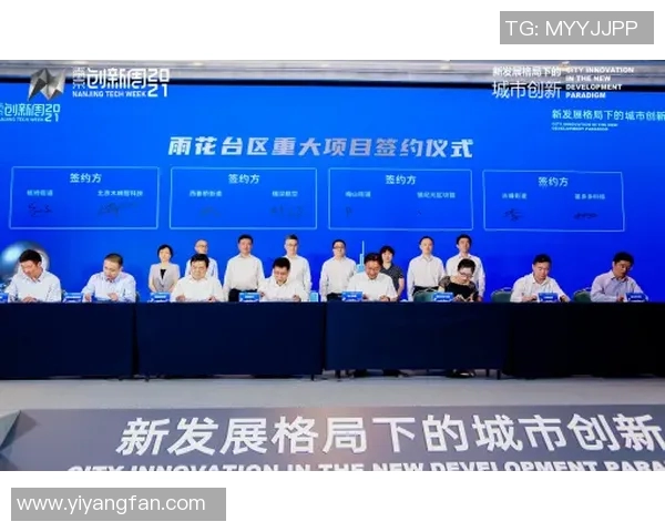 南京羽毛球队配合变革引发热议探讨团队协作与战术创新的未来发展